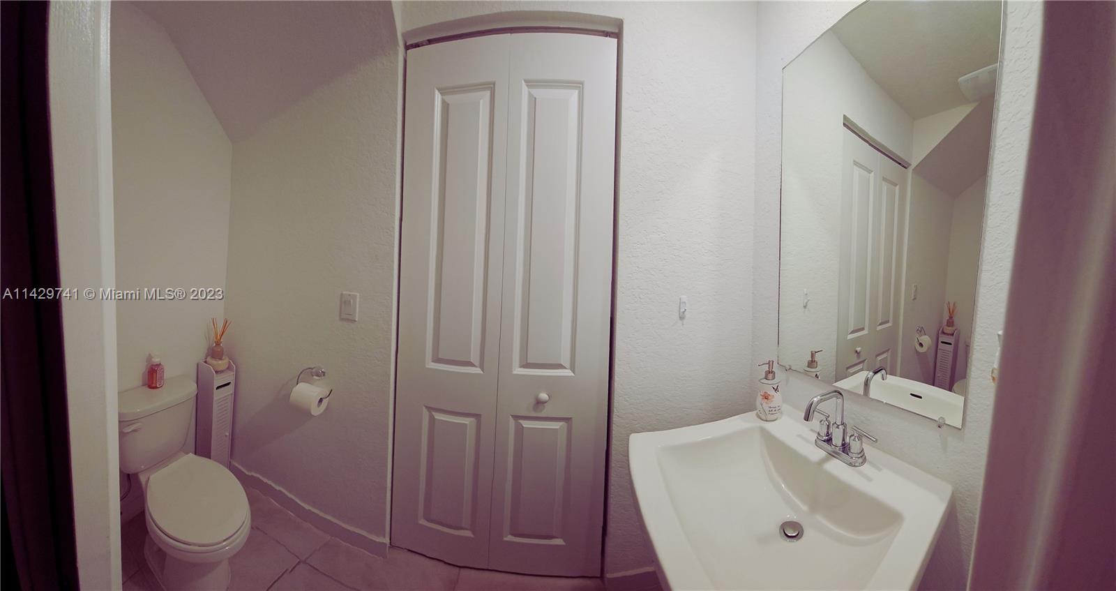 WALDEN PLACE - Residential