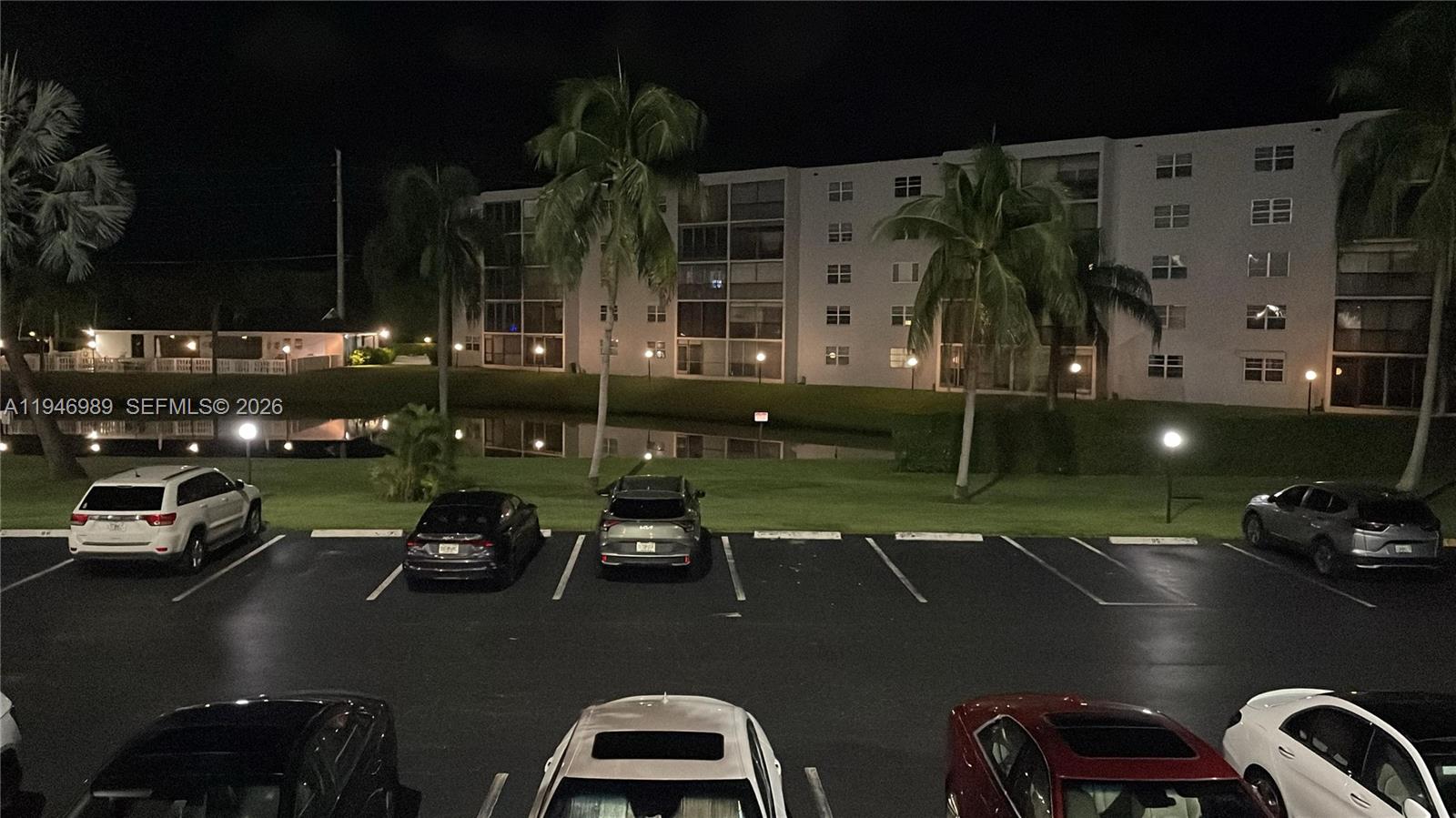 MEADOWBROOK LAKES VIEW CO - Residential