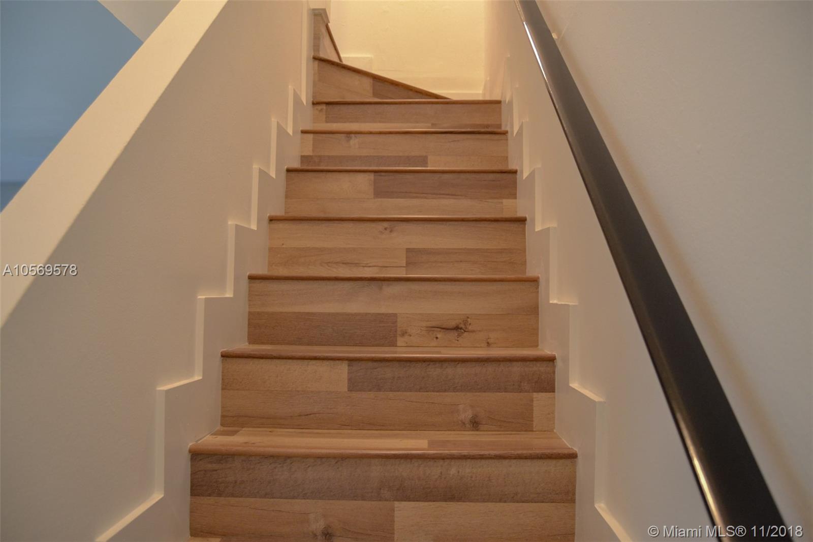 VILLAS SAN MIGUEL CONDO - Residential