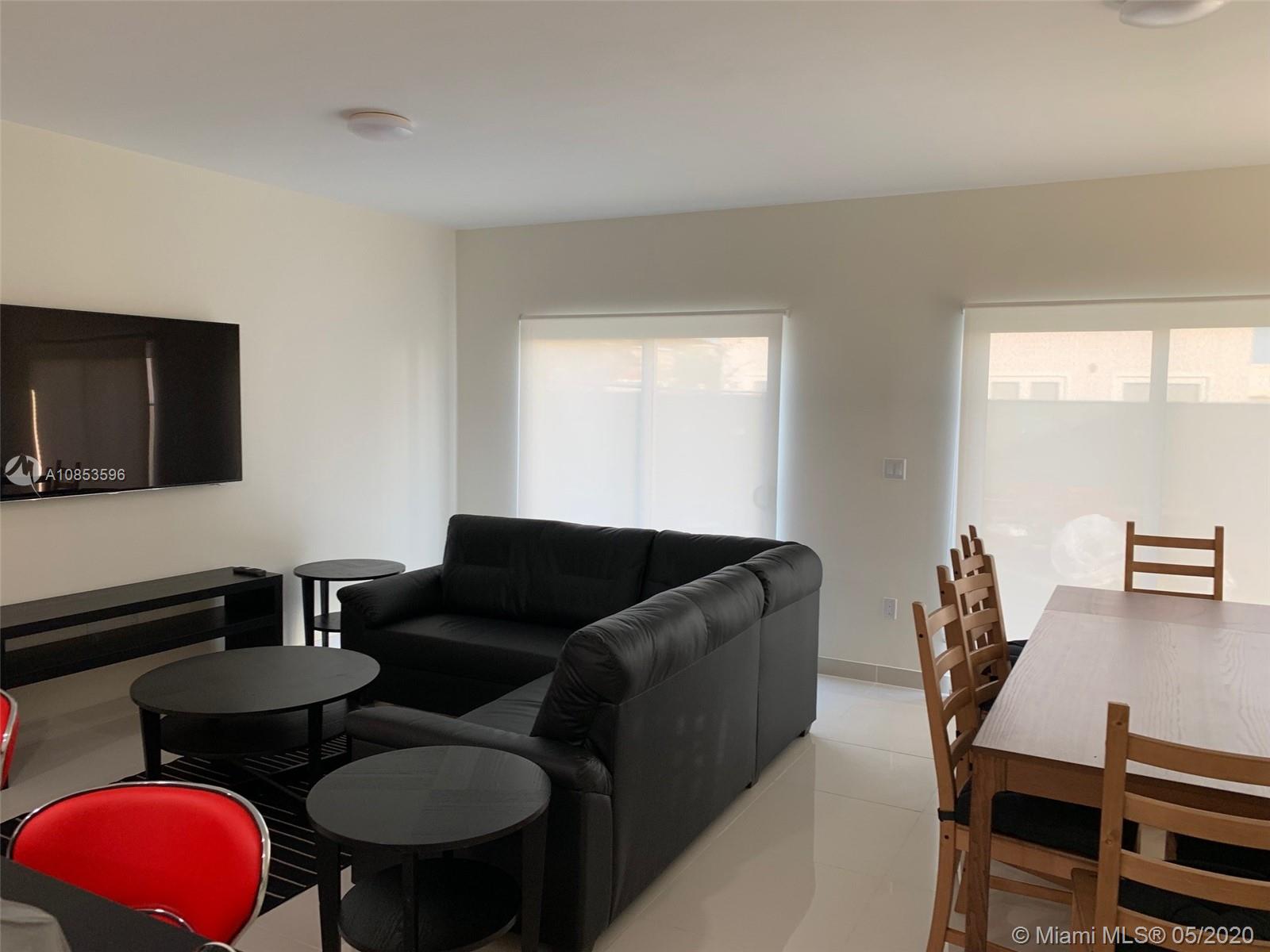 VITRAN AT NARANJA ESTATES - Residential