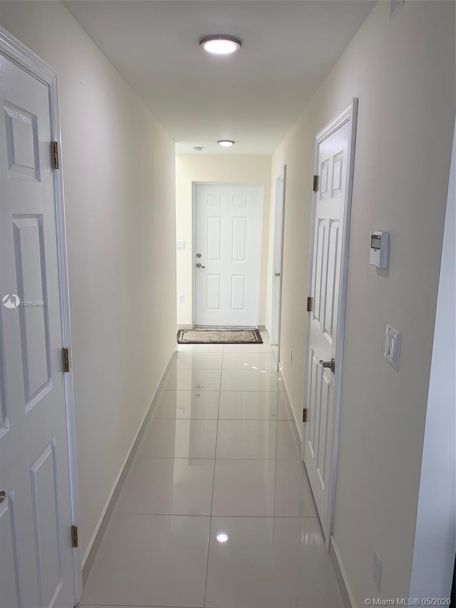 VITRAN AT NARANJA ESTATES - Residential