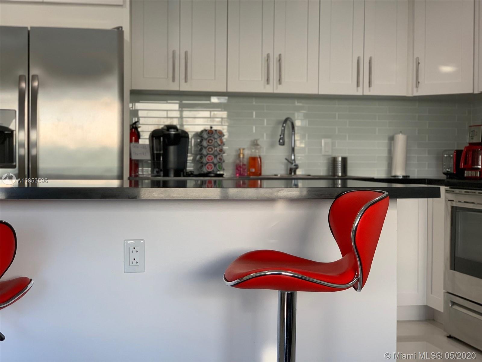 VITRAN AT NARANJA ESTATES - Residential