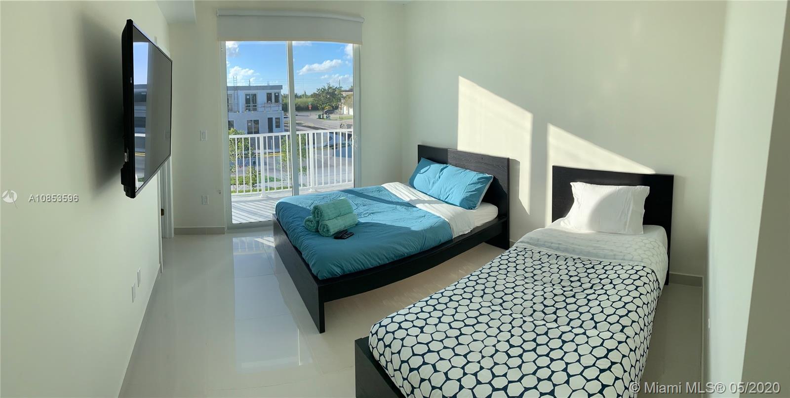 VITRAN AT NARANJA ESTATES - Residential
