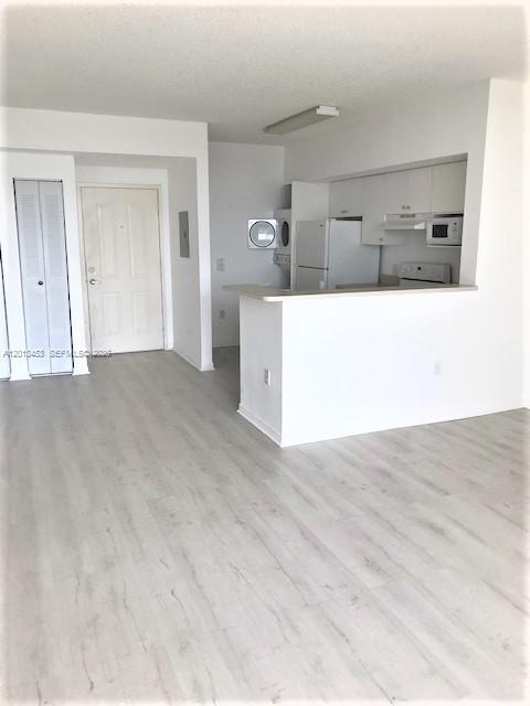 BLUE LAGOON CONDO - Residential Lease