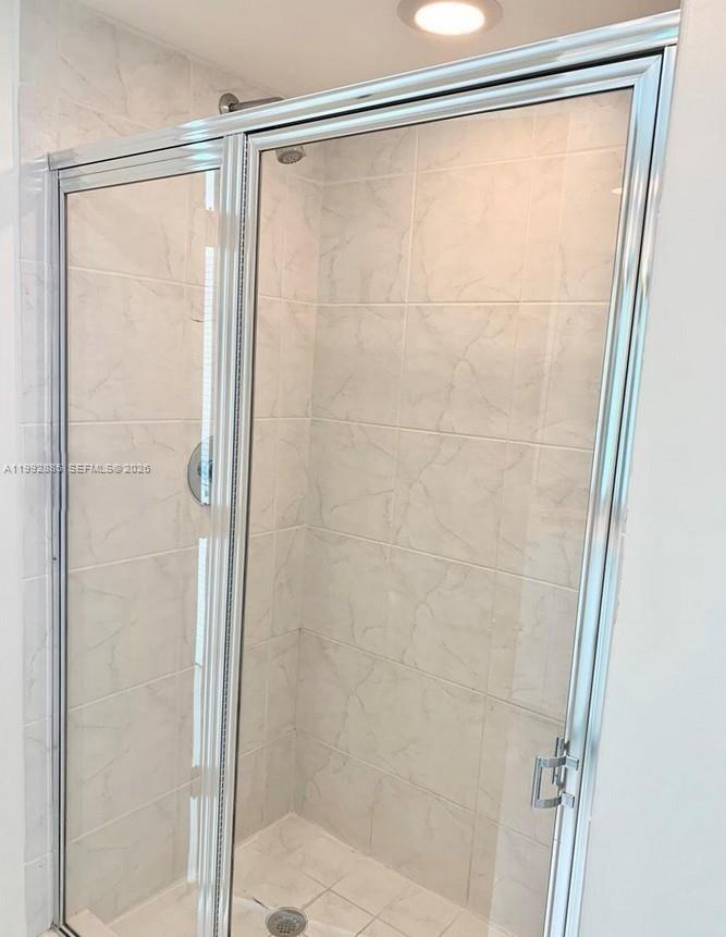 THE PLAZA 851 BRICKELL CO - Residential