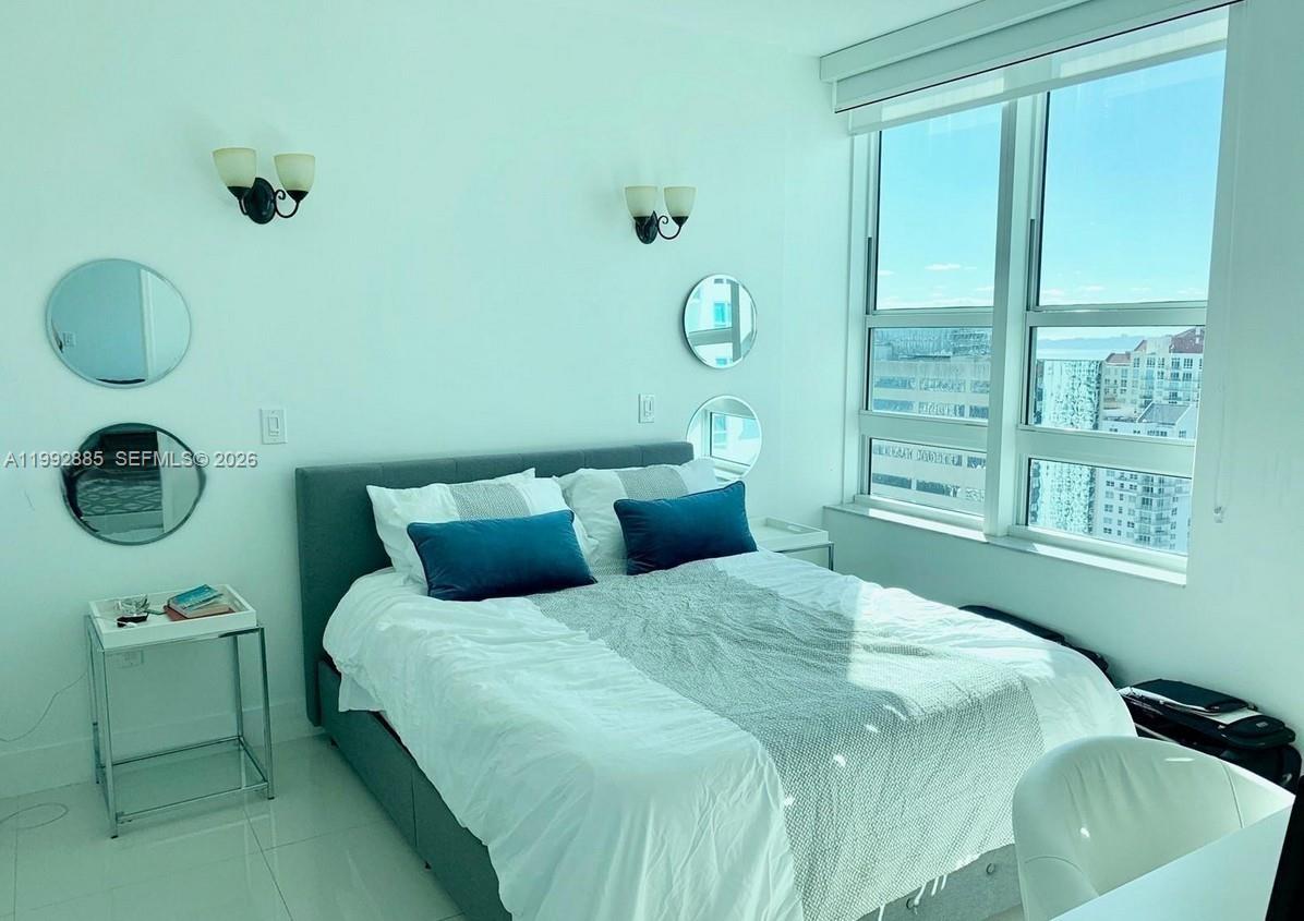 THE PLAZA 851 BRICKELL CO - Residential