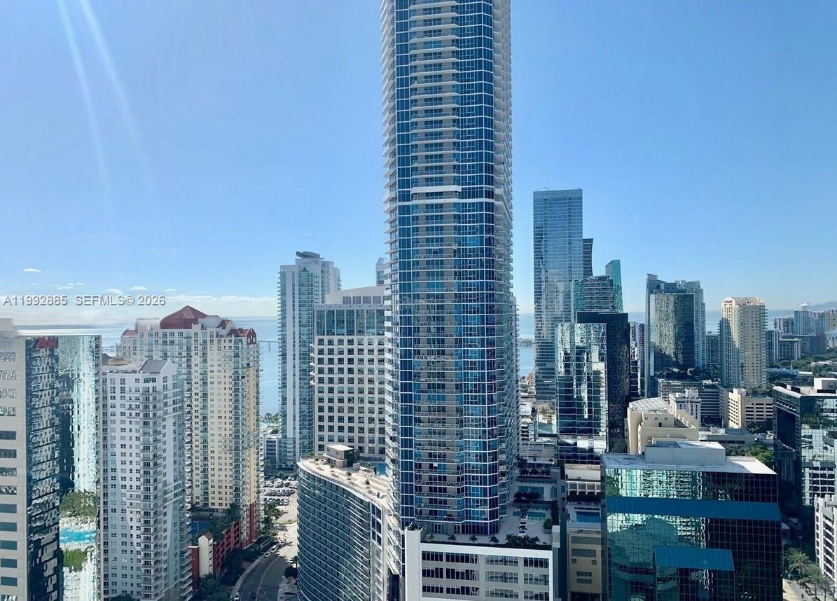 950 Brickell Bay Dr 3807
