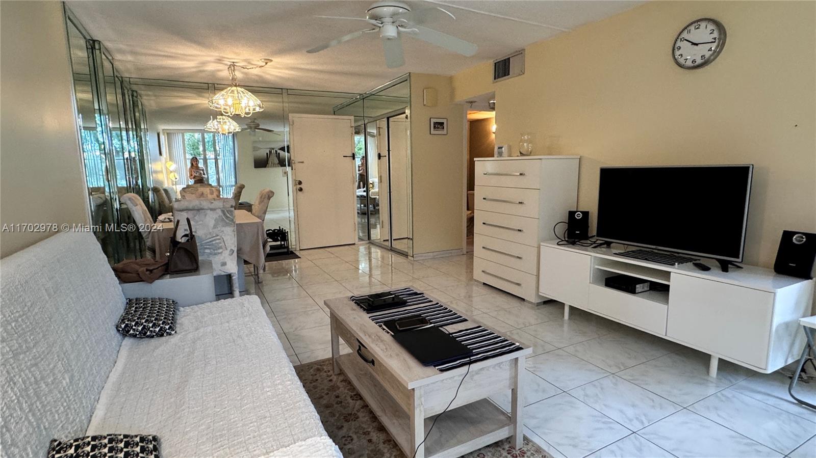 Rental Property at 210 172nd St 329, Sunny Isles Beach, Miami-Dade County, Florida - Bedrooms: 1 
Bathrooms: 2  - $2,000 MO.