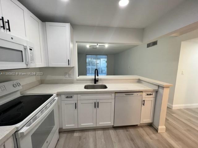 MEADOWBROOK CONDO APTS BL - Residential
