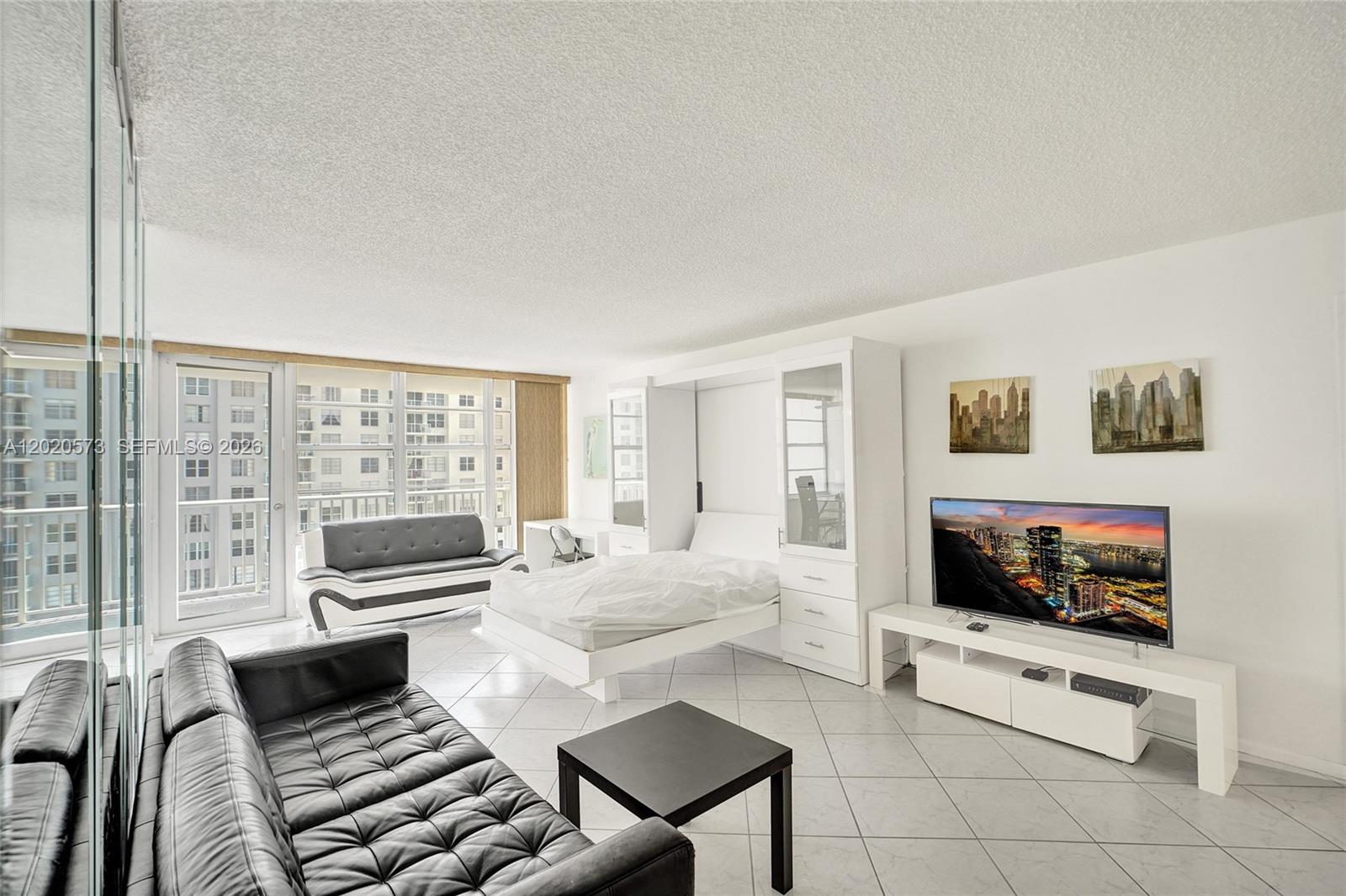 WINSTON TOWERS 400 CONDO - Residential