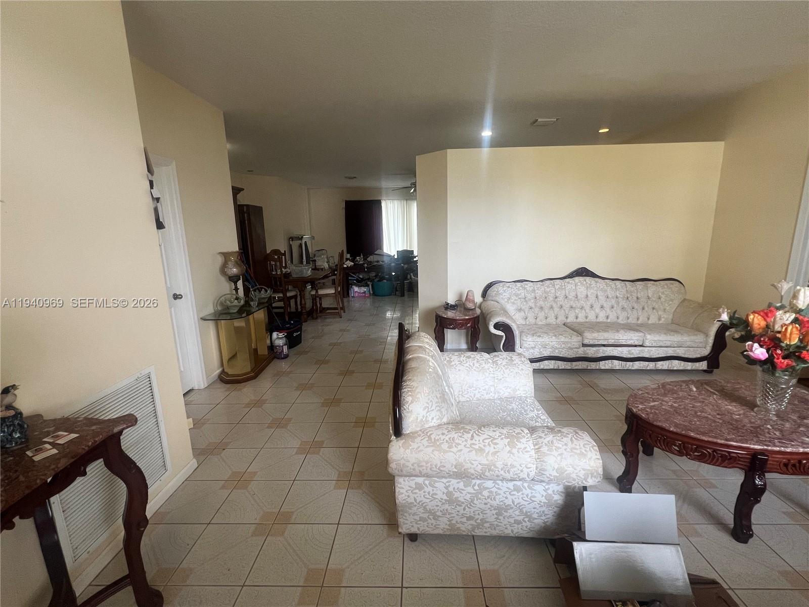 OLIVE TREE PAR 6B - Residential