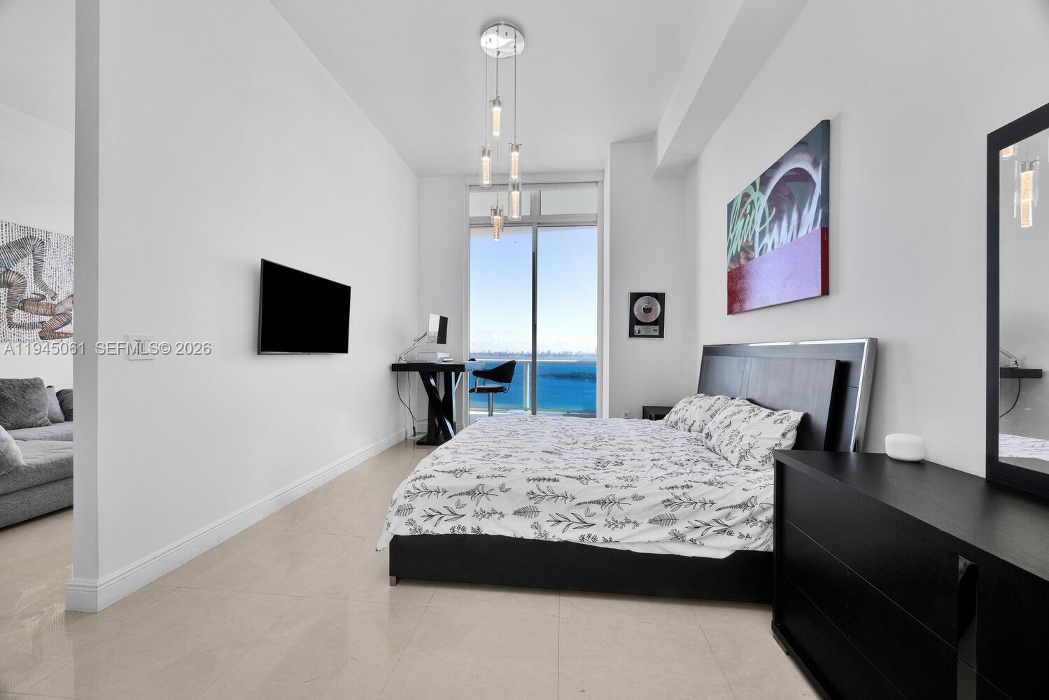 NEW WAVE CONDO - Residential