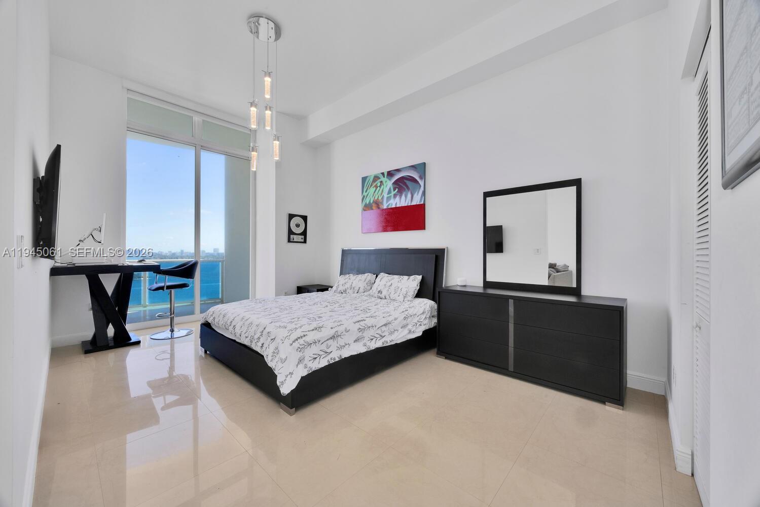 NEW WAVE CONDO - Residential