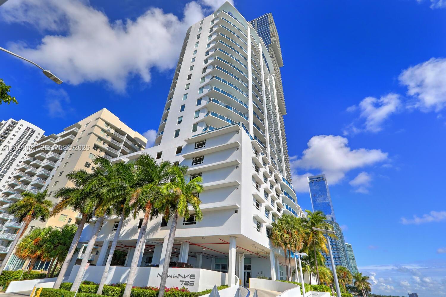 NEW WAVE CONDO - Residential