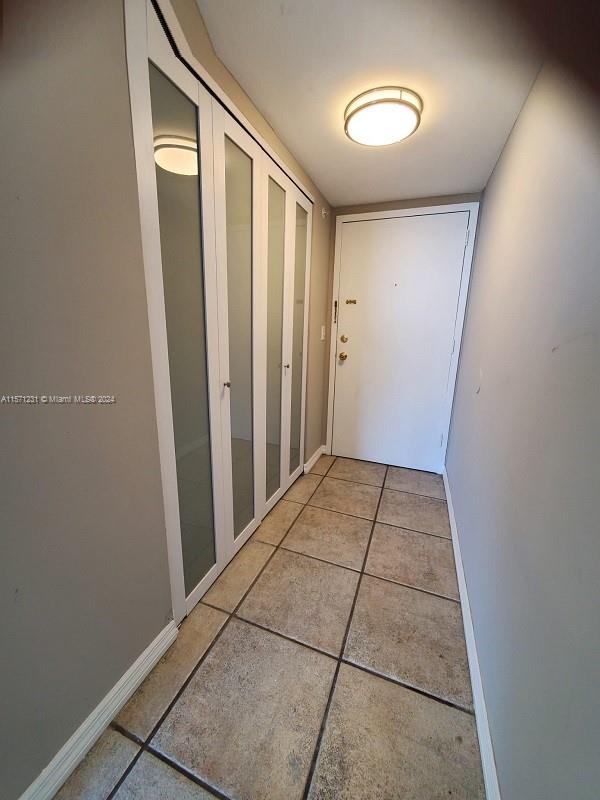 VECINO DEL MAR CONDO - Residential Lease