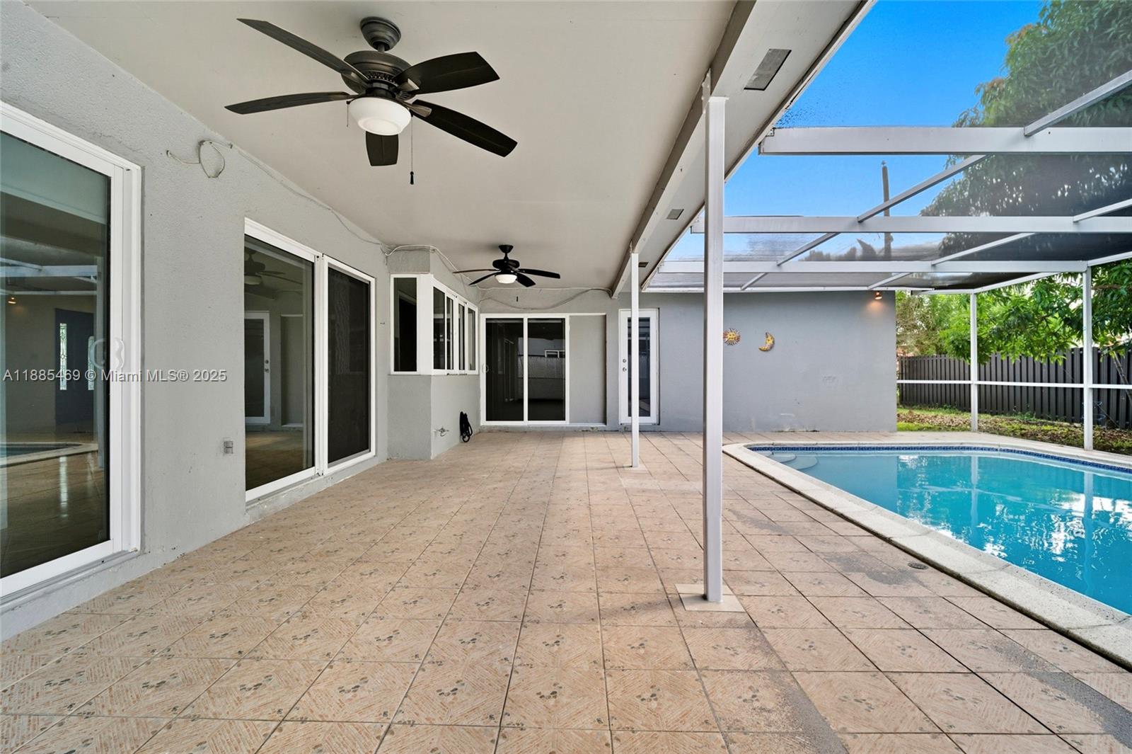 SUNRISE GOLF VILLAGE SEC - Residential