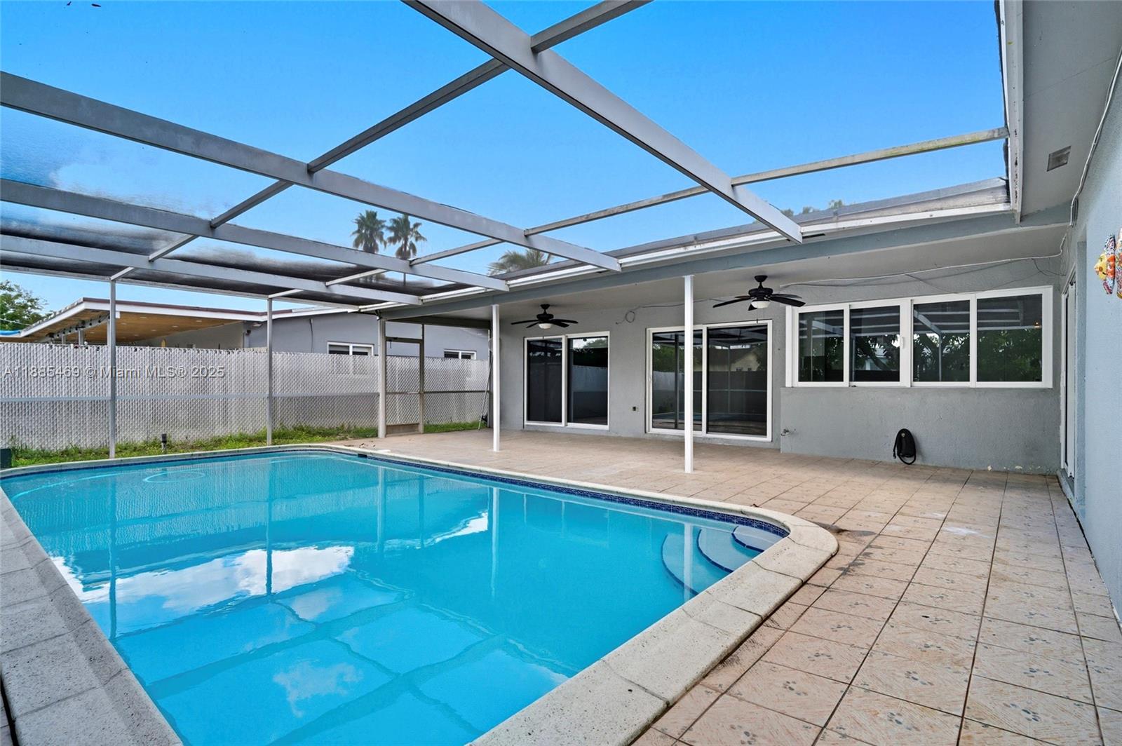 SUNRISE GOLF VILLAGE SEC - Residential