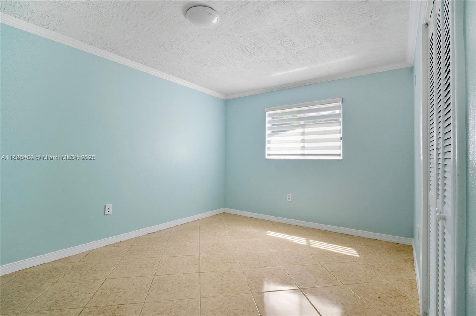 SUNRISE GOLF VILLAGE SEC - Residential