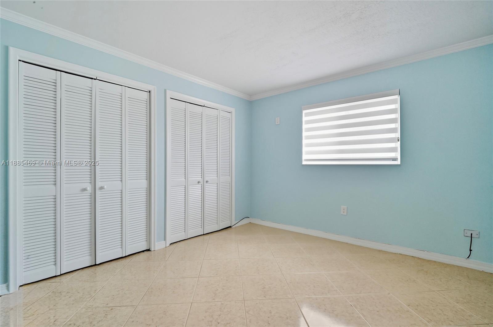 SUNRISE GOLF VILLAGE SEC - Residential