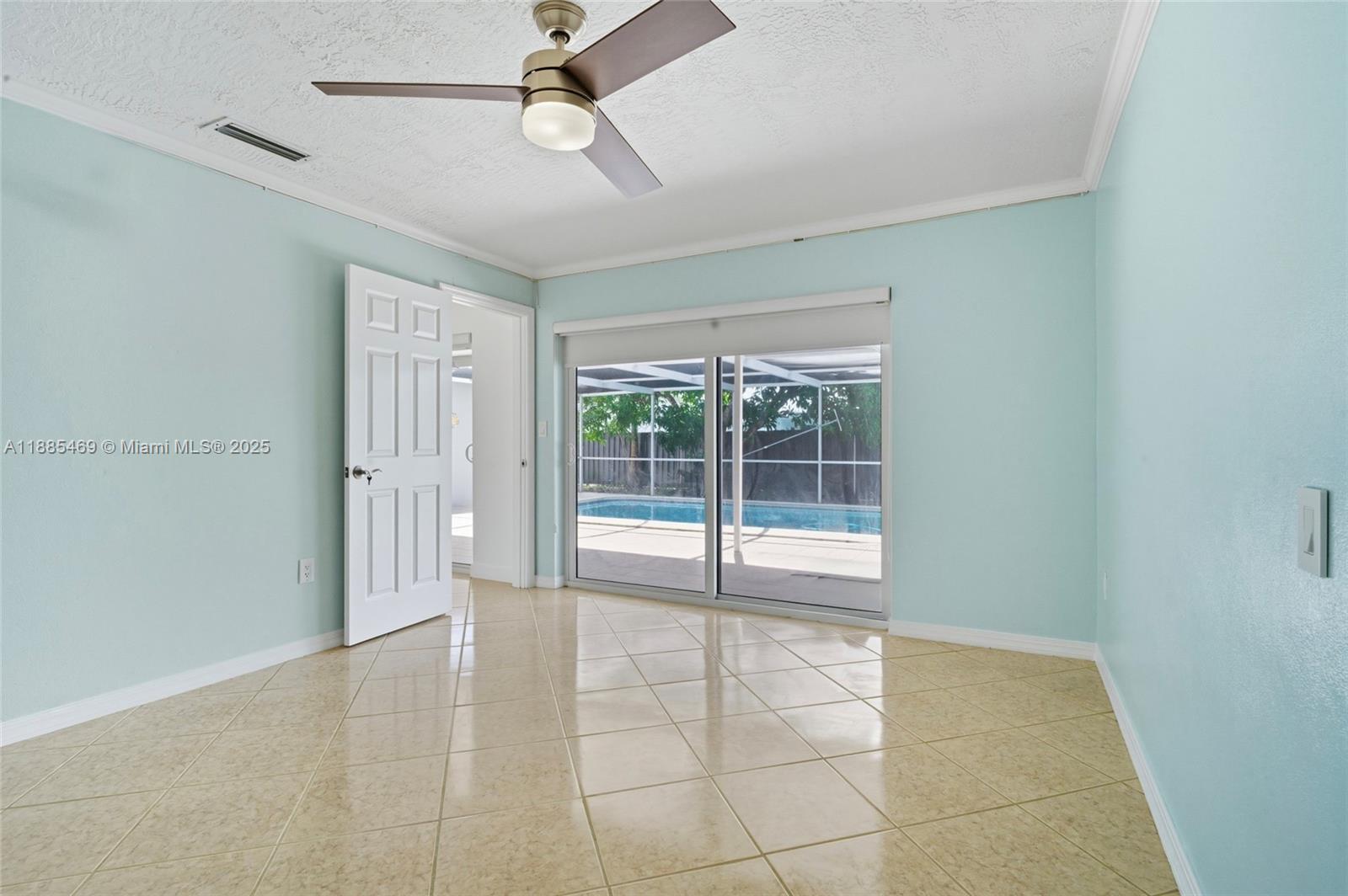 SUNRISE GOLF VILLAGE SEC - Residential