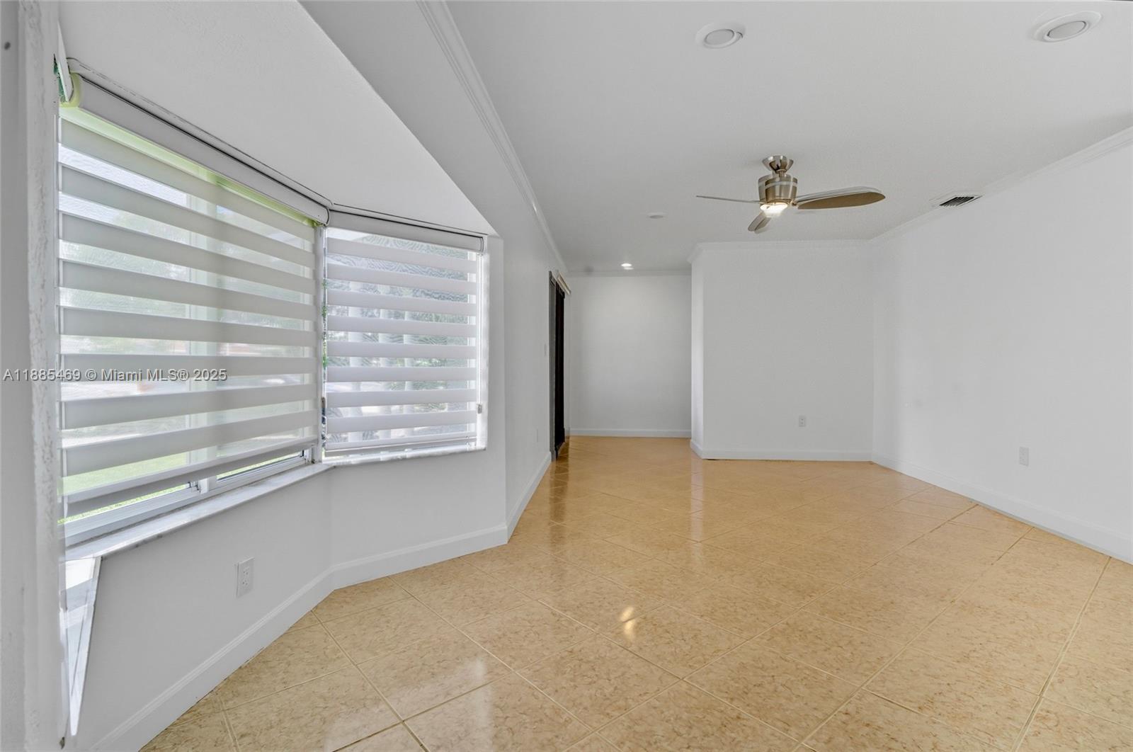 SUNRISE GOLF VILLAGE SEC - Residential