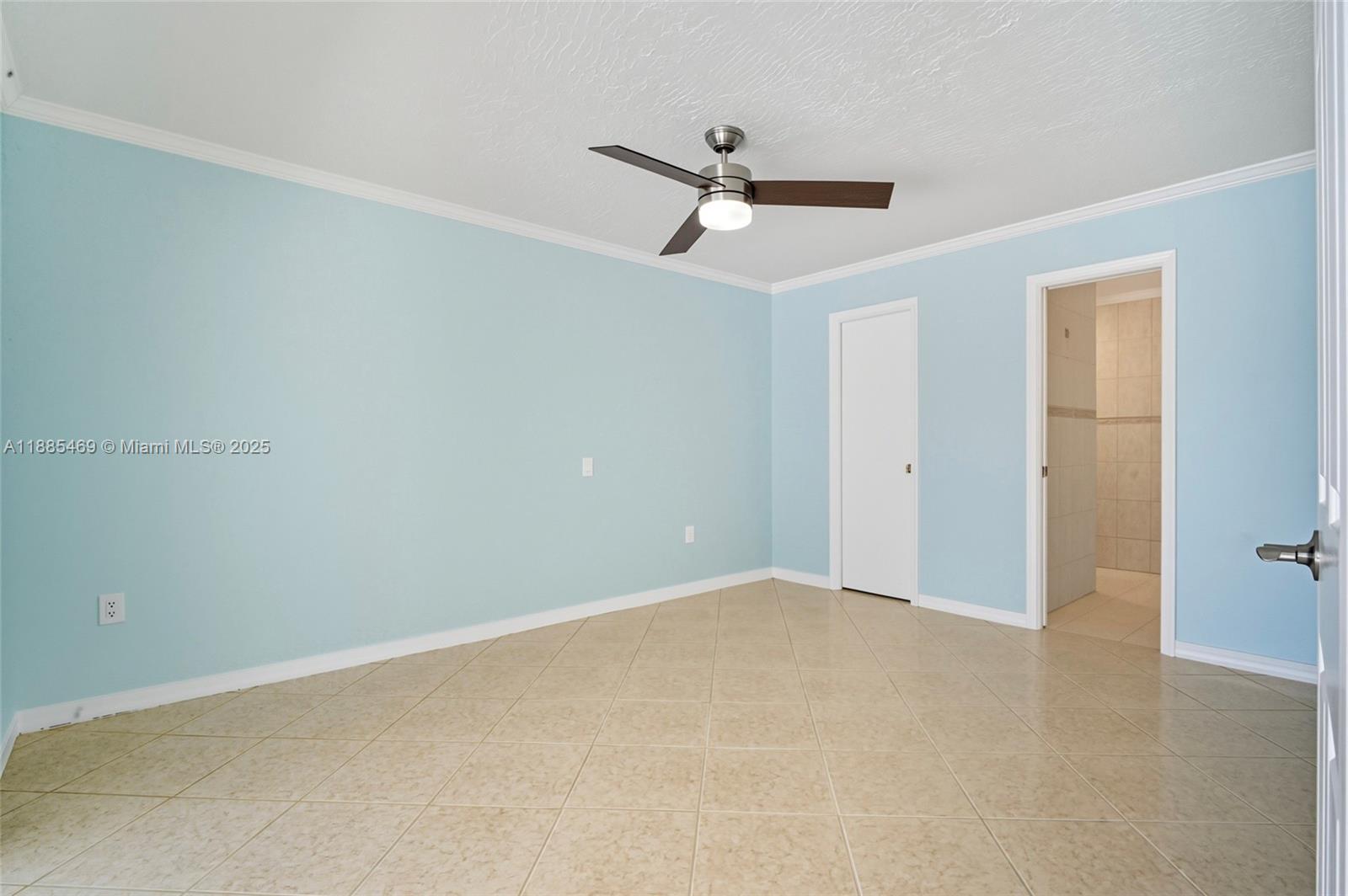 SUNRISE GOLF VILLAGE SEC - Residential