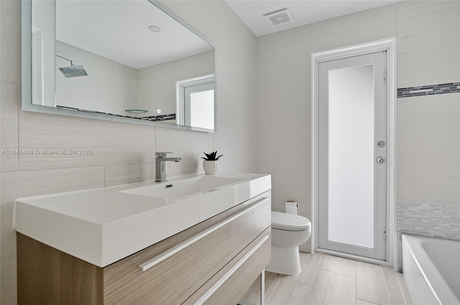 SUNRISE GOLF VILLAGE SEC - Residential