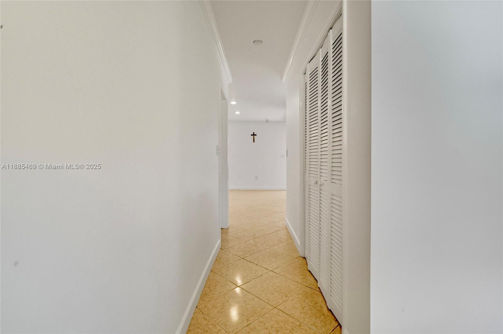 SUNRISE GOLF VILLAGE SEC - Residential