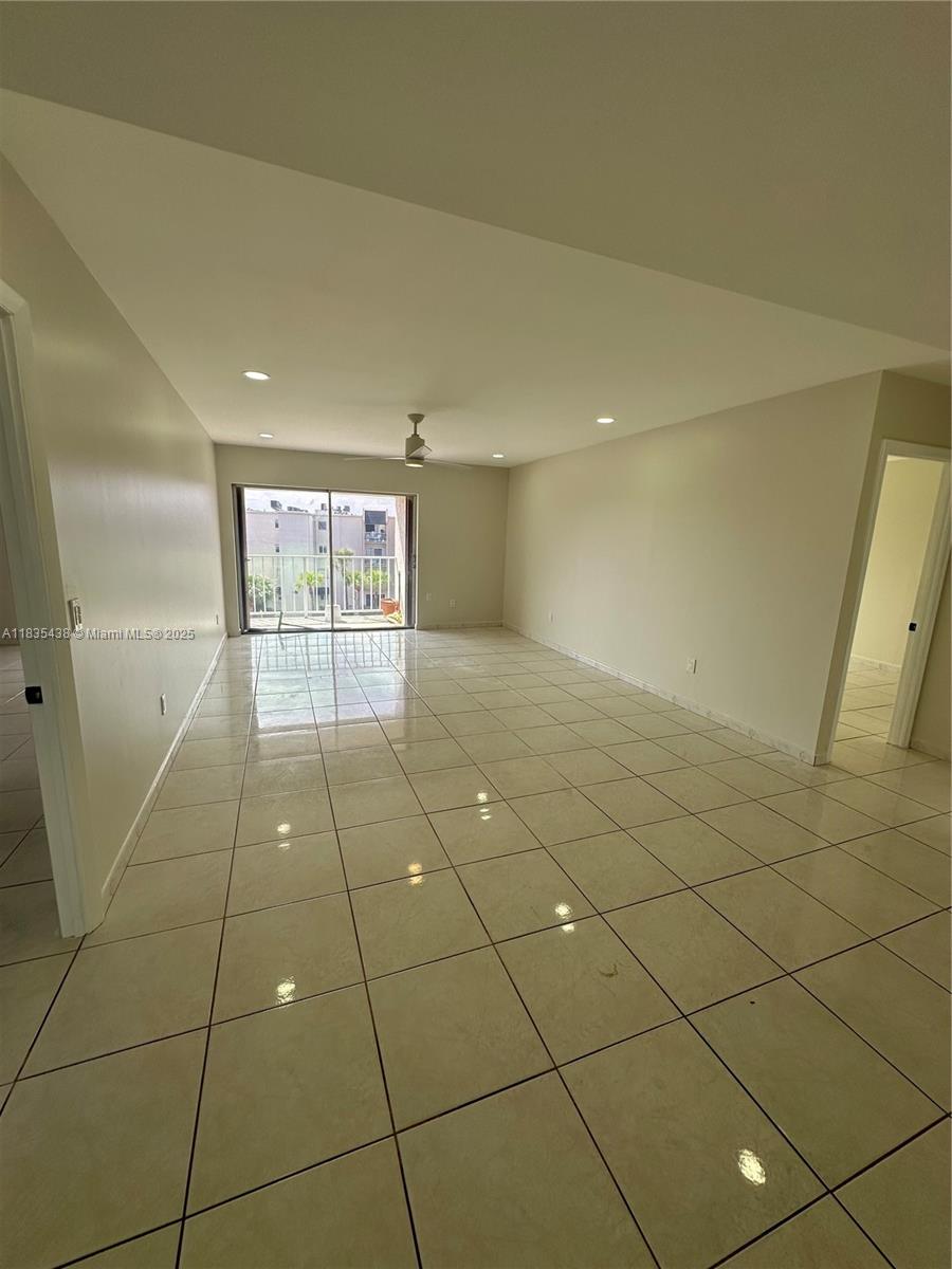 7747 SW 86th St D-409