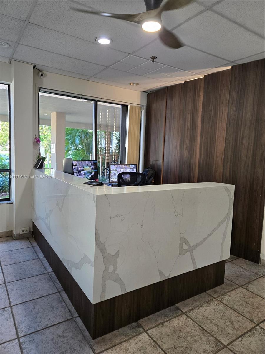 CHANTILLY CONDO - Residential