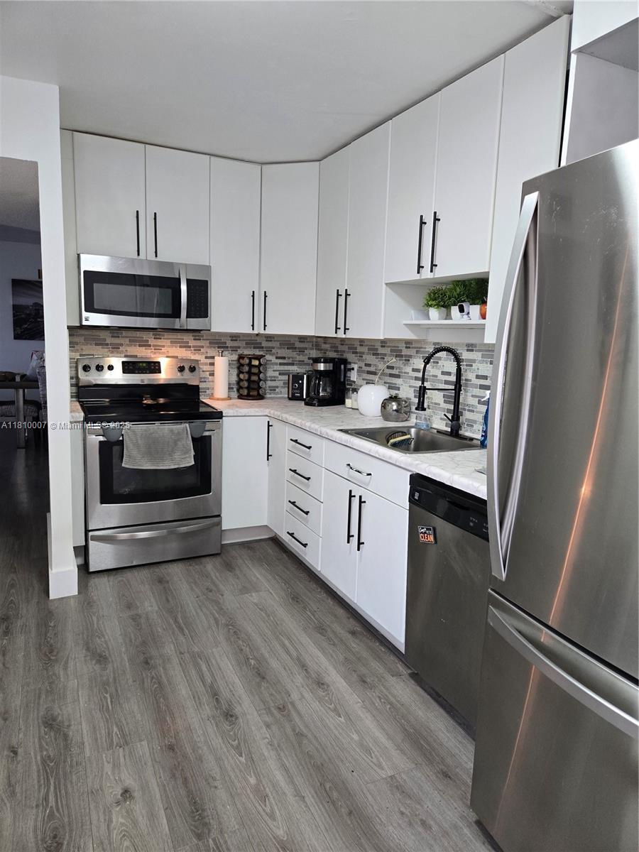 CHANTILLY CONDO - Residential