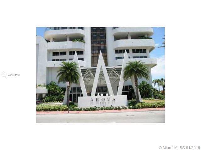 ***SEASONAL & 6 MONTHS RENTAL; 6 MONTHS RENTAL IS $3,000; SEASONAL RENTAL IS $3,300 PER MONTH PAID IN ADVANCE; MINIMUM RENTAL PERDIOD IS 3 MONTHS; PLEASE CALL FOR AVAILABILITY****
OCEANFRONT BUILDING: FURNISHED & EQUIPPED; OCEAN VIEW STAINLESS STEEL APPLIANCES, GRANITE COUNTER TOPS, ITALIAN STYLE KITCHEN, WASHER & DRYER IN UNIT: WALKING DISTANCE TO PUBLIX, WALGREENS, RESTAURANTS; ****LOCAL PHONE CALLS, WIFI AND BASIC CABLE INCLUDED****
***MOVE-IN FEES ARE: $9,000 + $3,000 LANDLORD SEC. DEPOSIT (REFUNDABLE) + $1,000 HOA DEPOSIT (REFUNDABLE), $150 HOA APPLICATION FEE + $100 CLEANING FEE***. SUBMITT OFFERS WITH: ATTACHED RENTAL APPLICATION, CREDIT REPORT, PROOF OF INCOME, PROOF OF FUNDS, COLOR PICTURE ID.