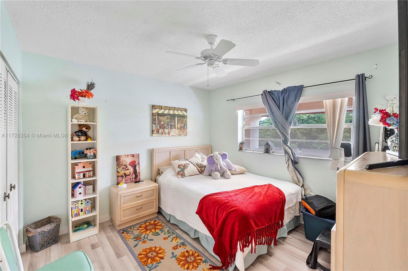 ORIOLE GOLF & TENNIS CLUB - Residential