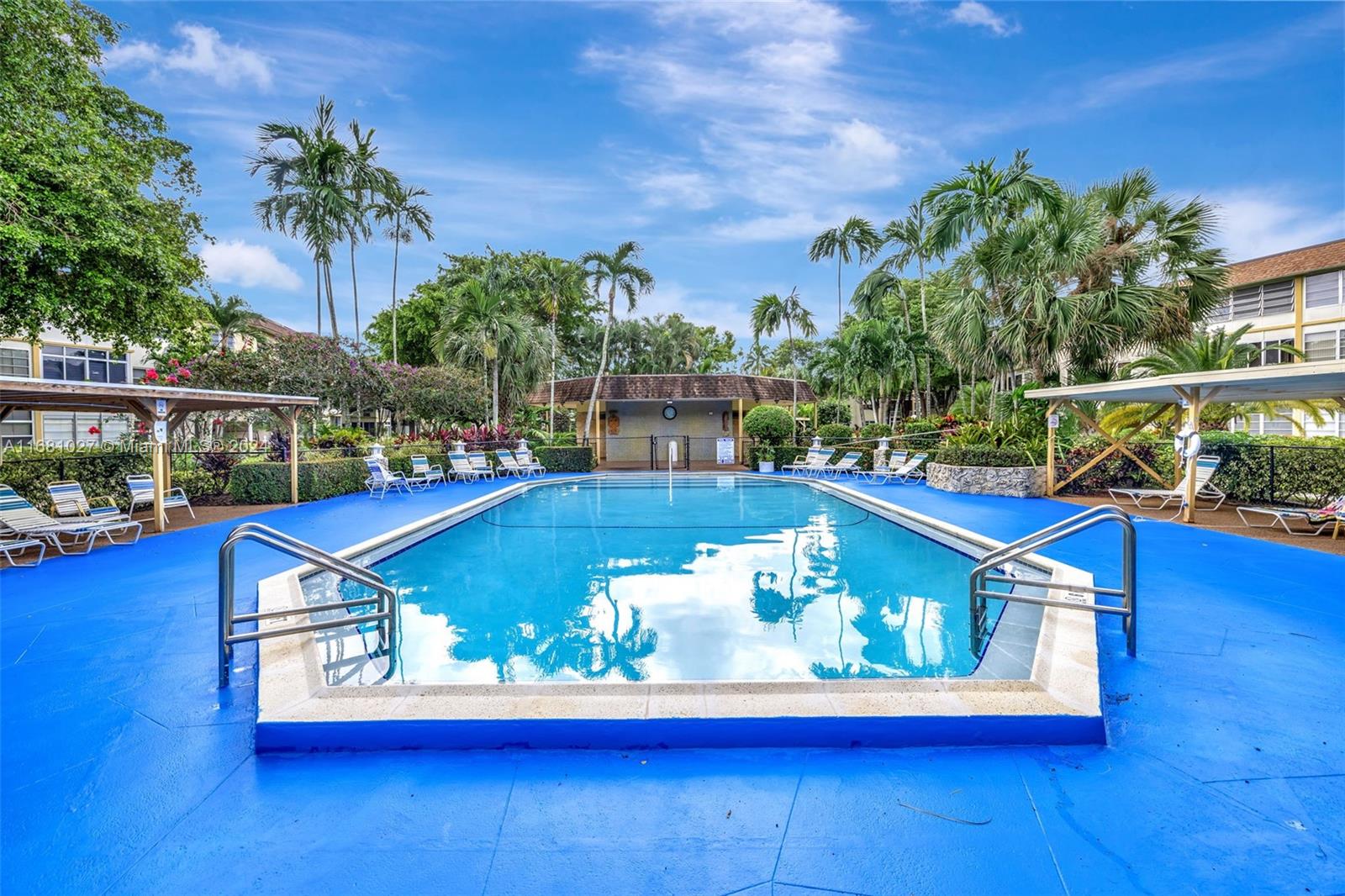 KAHLUA GARDENS CONDO - Residential