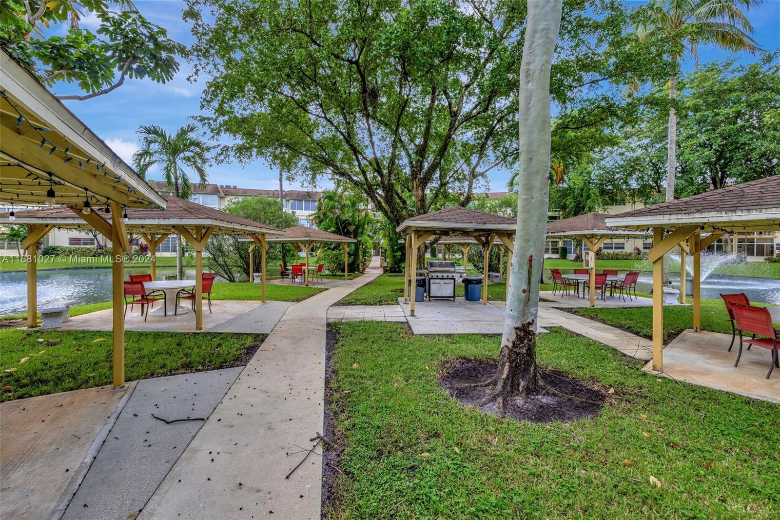 KAHLUA GARDENS CONDO - Residential