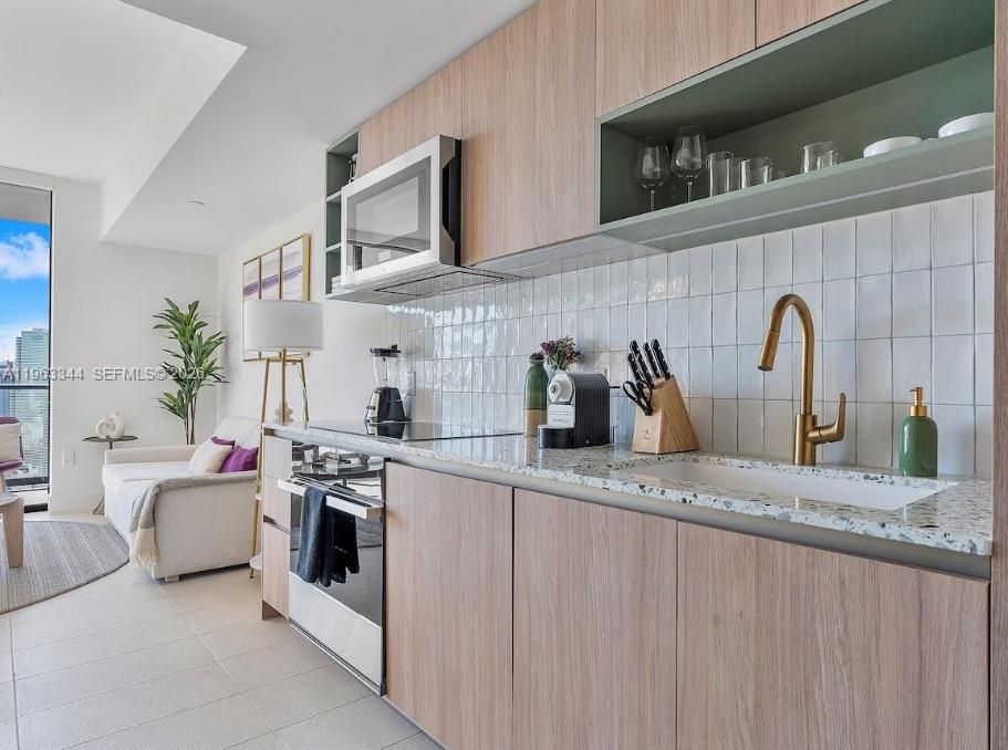 159 NE 6TH STREET CONDO - Residential