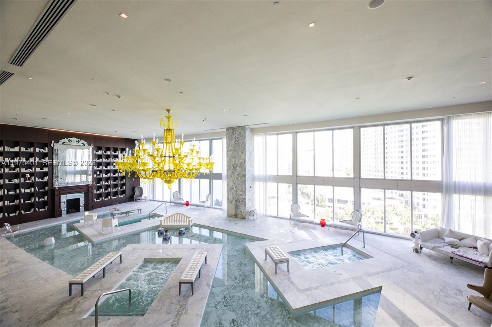 ICONBRICKELL CONDO NO 1 - Residential