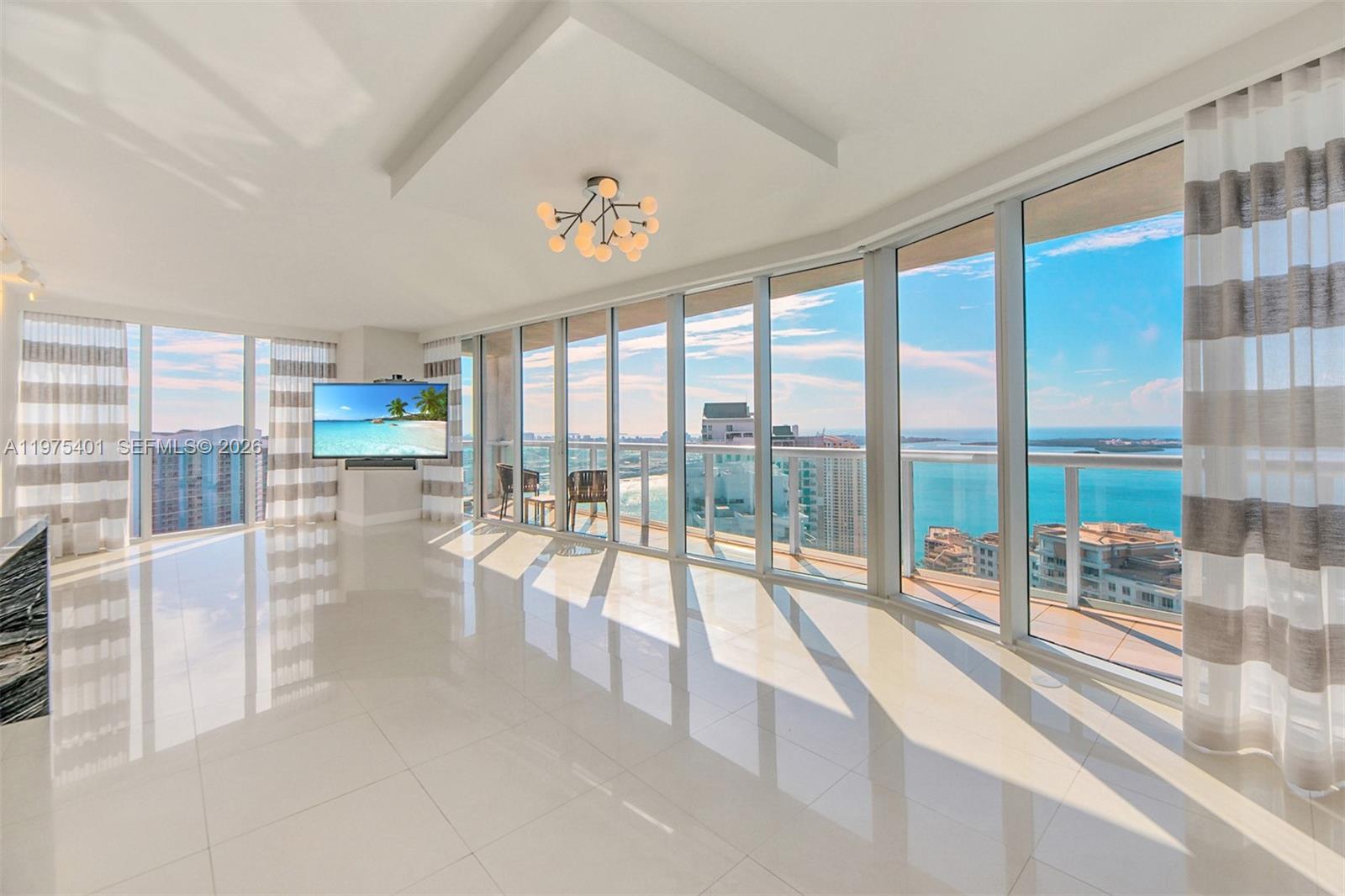 ICONBRICKELL CONDO NO 1 - Residential