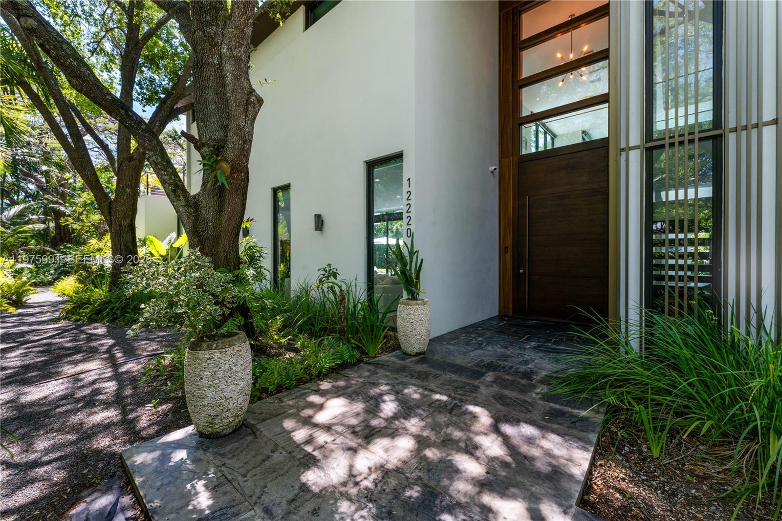 12220 Rock Garden Ln