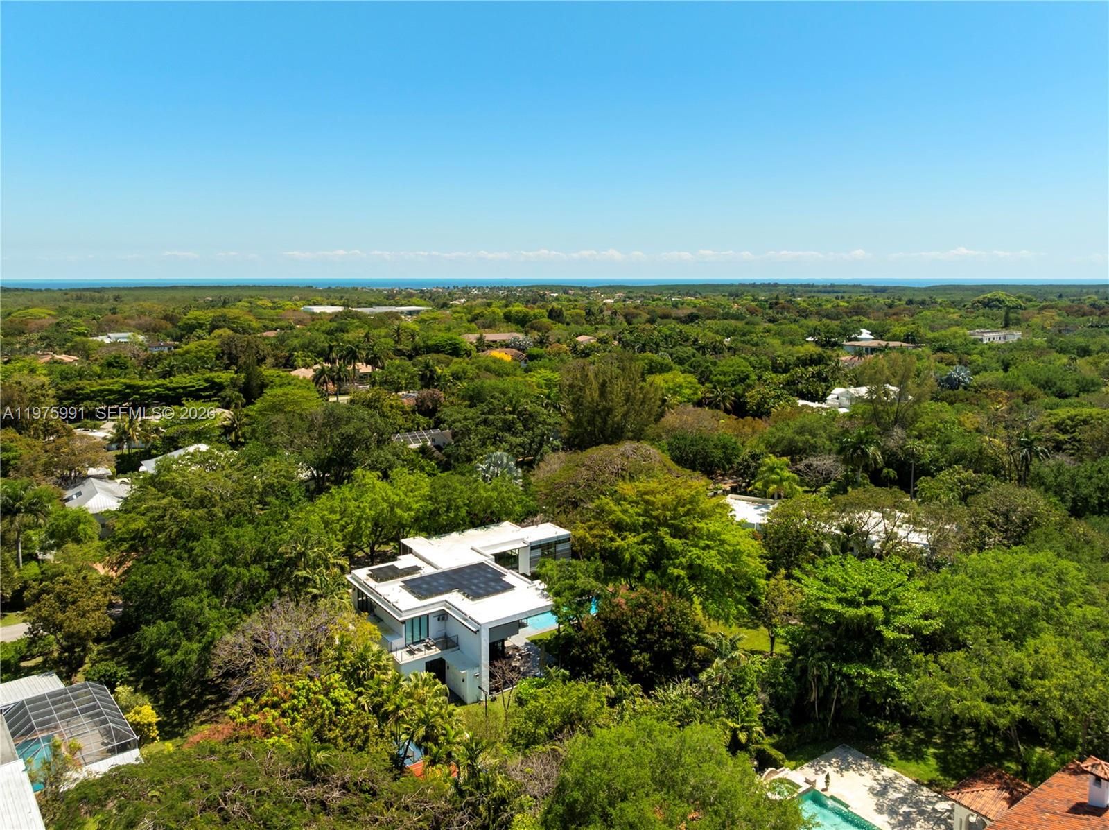 TOWN & RANCH ESTS - Residential