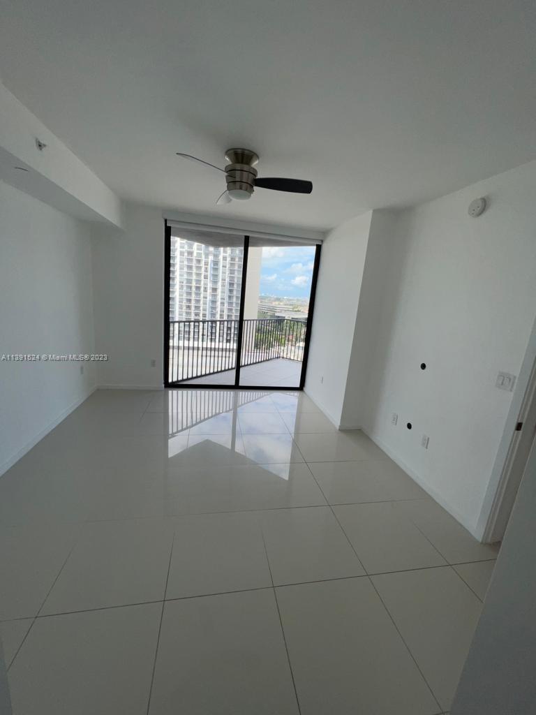5252 PASEO CONDO - Residential Lease
