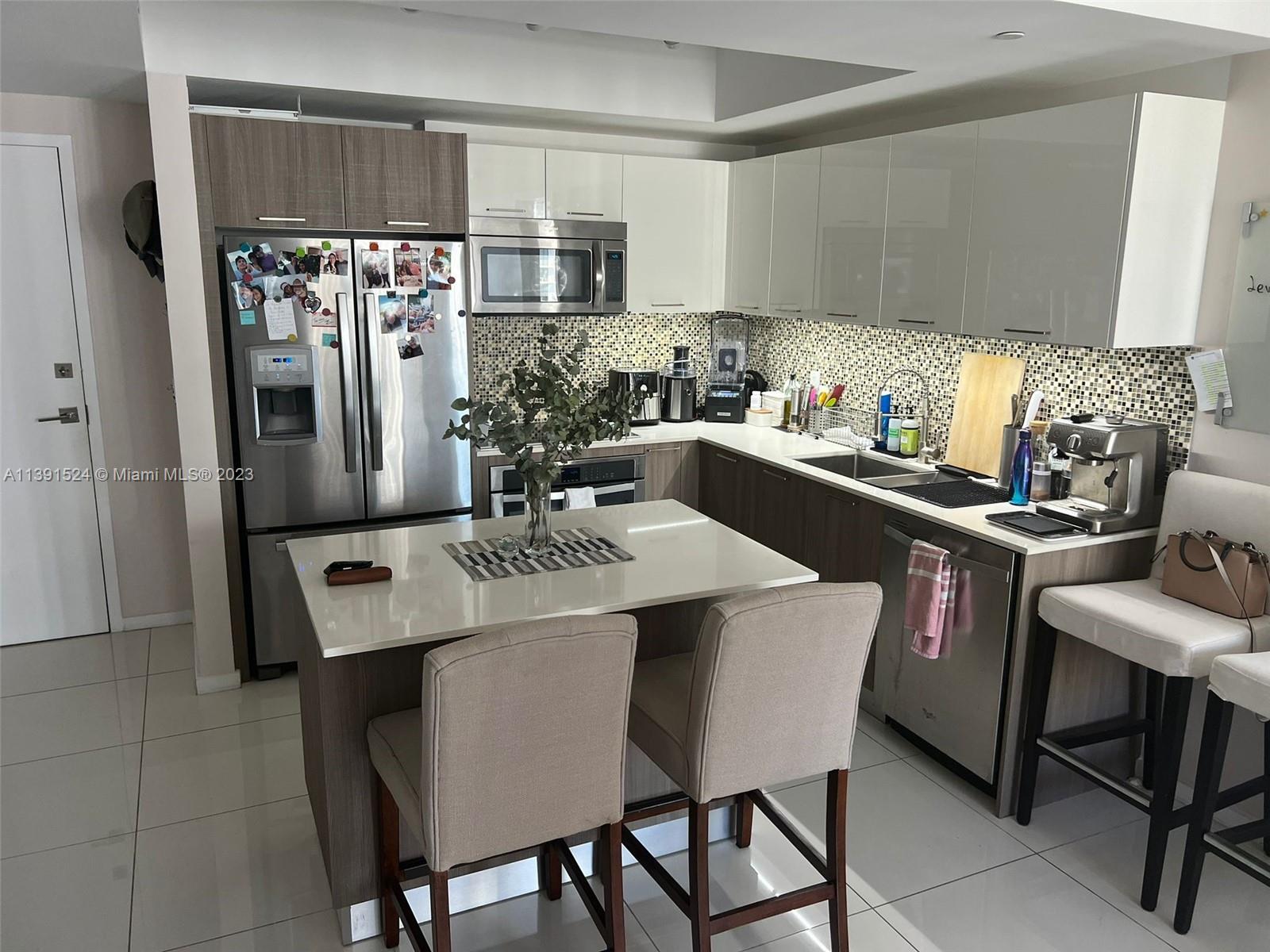 5252 PASEO CONDO - Residential Lease