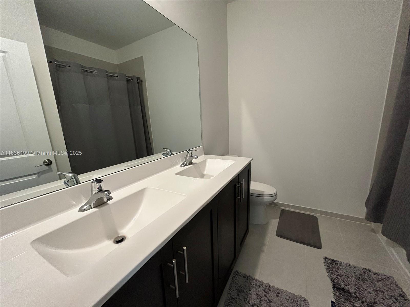 ENCLAVE SOUTH PHASE 2 - Residential