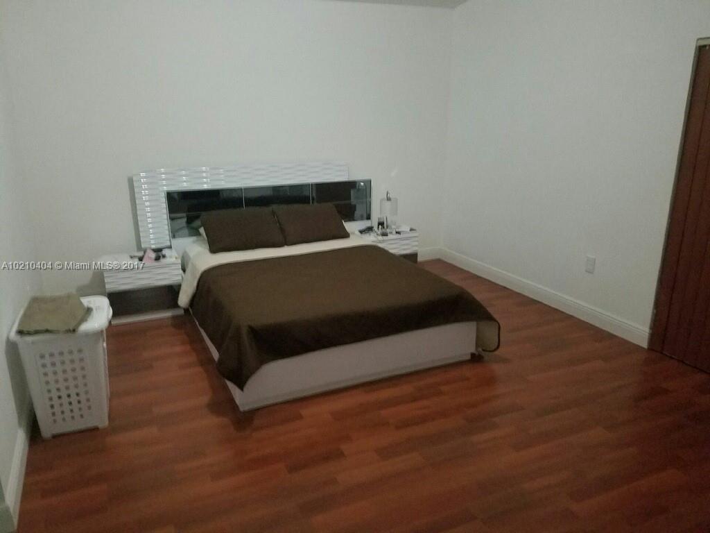 Villa Sevilla - Residential