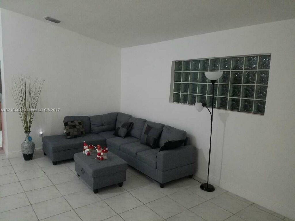 Villa Sevilla - Residential