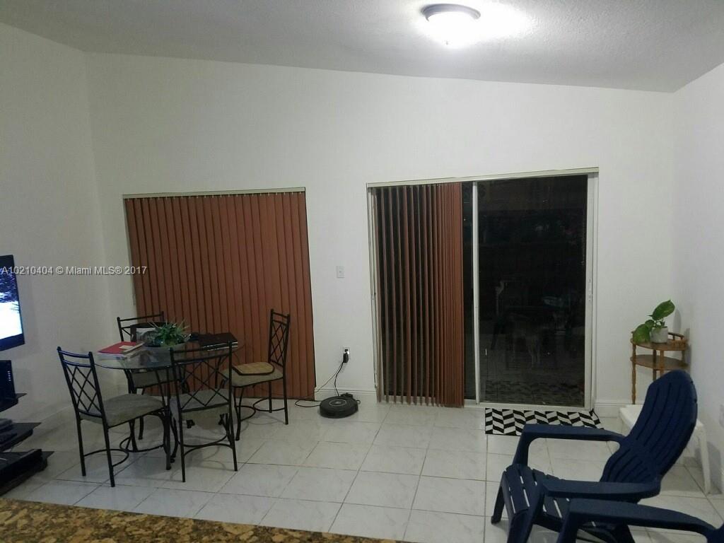 Villa Sevilla - Residential