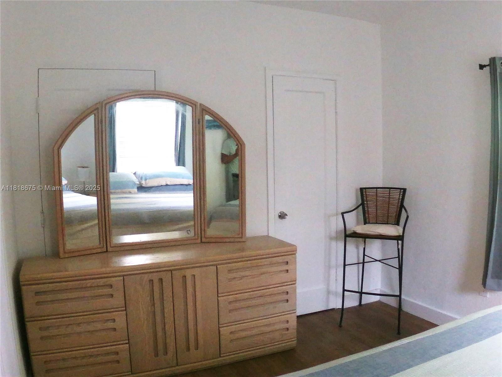 THE DOVE CONDO - Residential