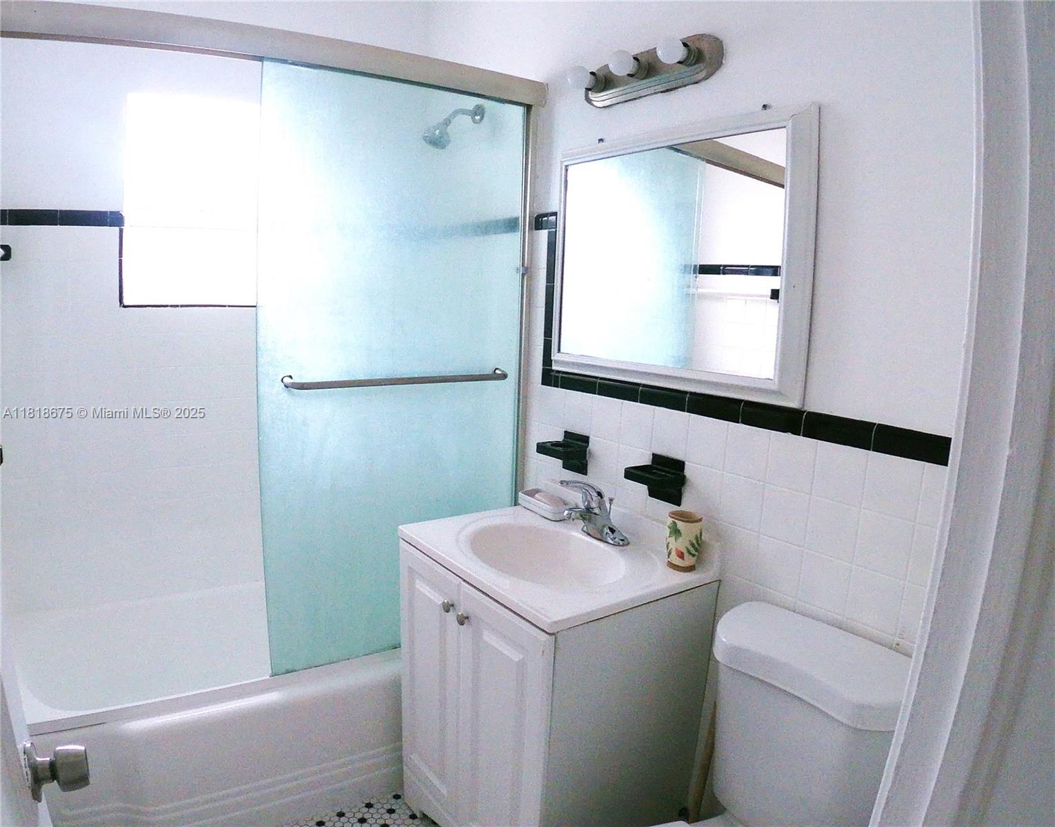 THE DOVE CONDO - Residential