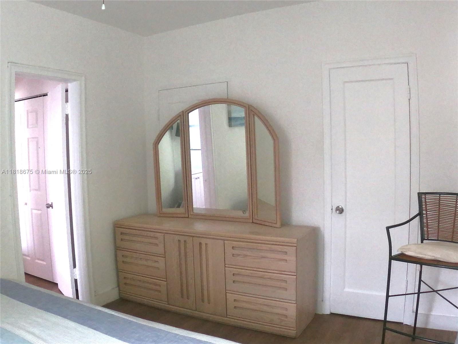 THE DOVE CONDO - Residential