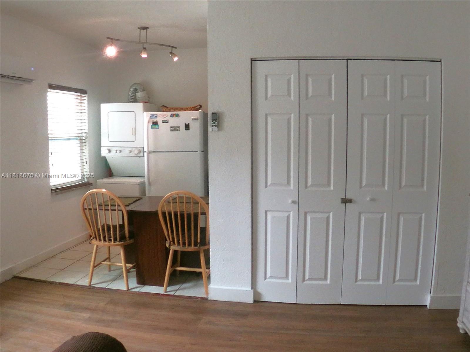 THE DOVE CONDO - Residential